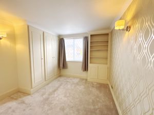 Photo 11- click for photo gallery